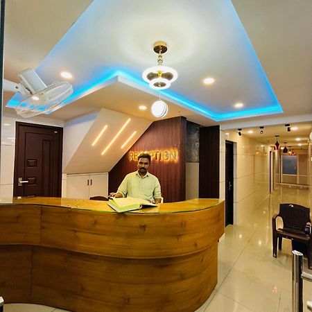 Priya Lodge โคชิโคด ภายนอก รูปภาพ